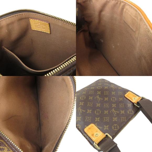 Louis Vuitton Pochette Valmy Monogram Shoulder Bag - Picture 6 of 8